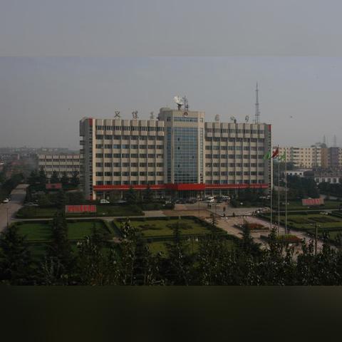 洛阳市区人口够300万吗？