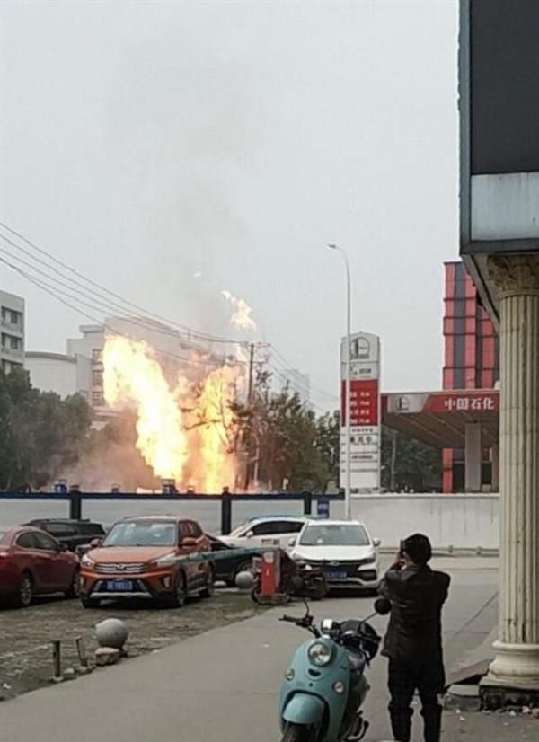 加油站副站长岗位好不好家里亲戚介绍了一个中石化加油站加油员的工作怎么样