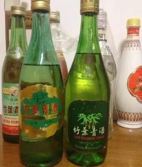 白酒并非越贵越好，这4款“简装酒”才是真正良心酒，喝过才懂