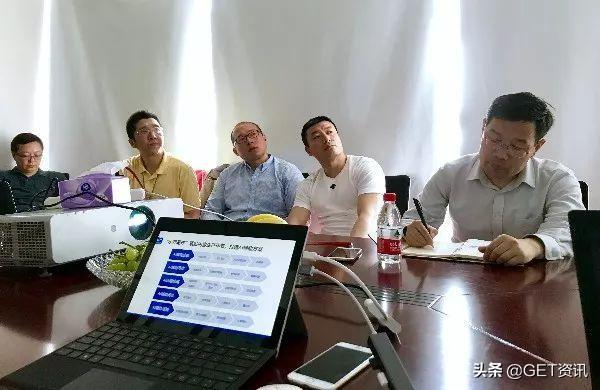 让你觉得相见恨晚的app推荐？（你觉得是人工智能写作厉害？）