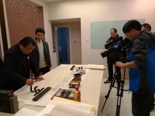 视商学院战神专访：苏美汸怎么日入5万被动收入的？