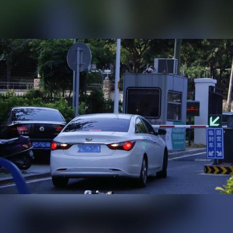 厦门专车需要什么条件的相关长尾关键词有哪些