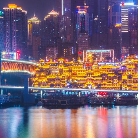 关于香港明星在上海居住多久相关关键词有哪些