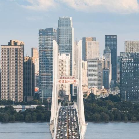 武汉拍照高楼的相关长尾关键词有哪些