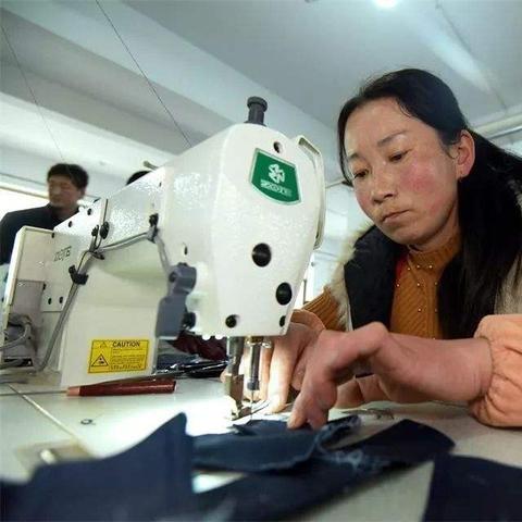 厦门大型的电子厂的相关长尾关键词有哪些