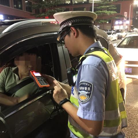 东莞市交警部门怎么联系