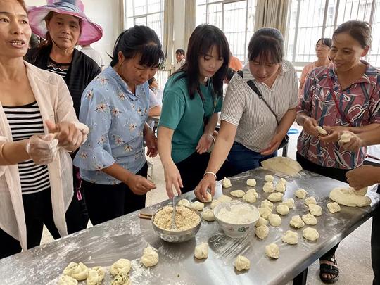 「楚雄」元谋县老城乡：“小面点”技能培训助推贫困群众创业就业