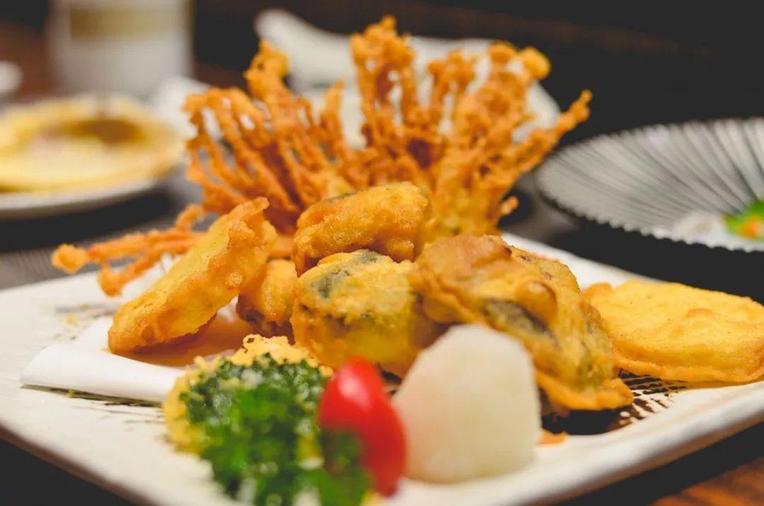 福州的美食什么（到底哪里有正宗的福州特色小吃）