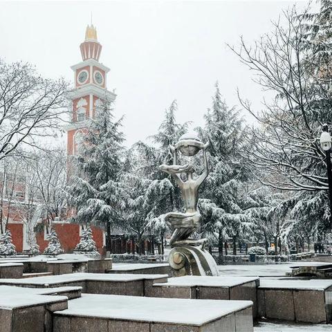 西安的雪景图片相关长尾关键词有哪些
