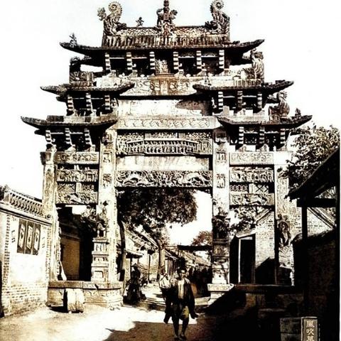 济南市和泰安哪个好