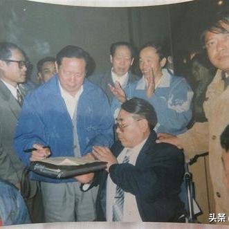 厂长属于高层还是中层？