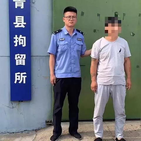 足球打气筒怎么组装
