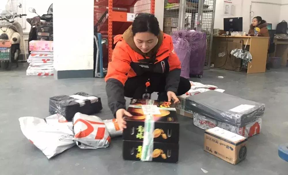淘寶退換貨快遞費(fèi)要自己出嗎?_淘寶退貨沒有運(yùn)費(fèi)險運(yùn)費(fèi)怎么算 運(yùn)營百科