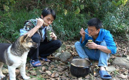 三农视频怎么做？华农兄弟和美食作家王刚是这样成功的
