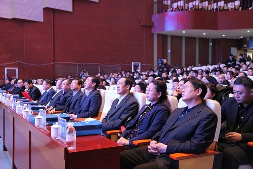 【多地通报感染高峰已过
 ,多地通报感染高峰已过 接下来重点要关注乡村的情况!】