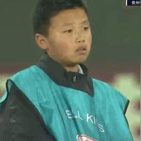 足球运动员身上有臭味吗的长尾关键词有哪些