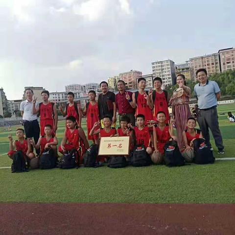 武汉东方红小学东区和西区有什么区别?哪个区好点？