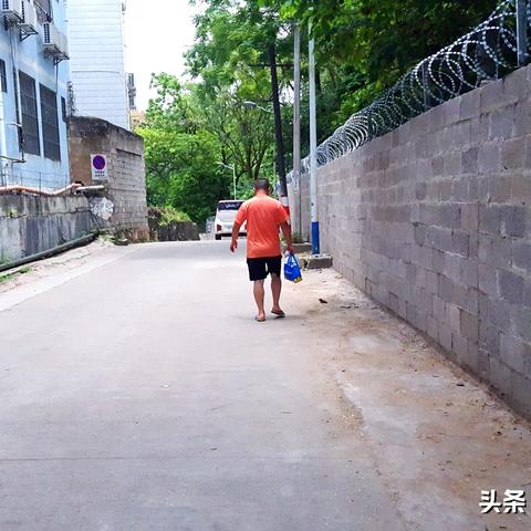 南宁市最大的泳池是哪个