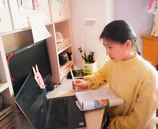 同学，你认真学习的样子真好看！