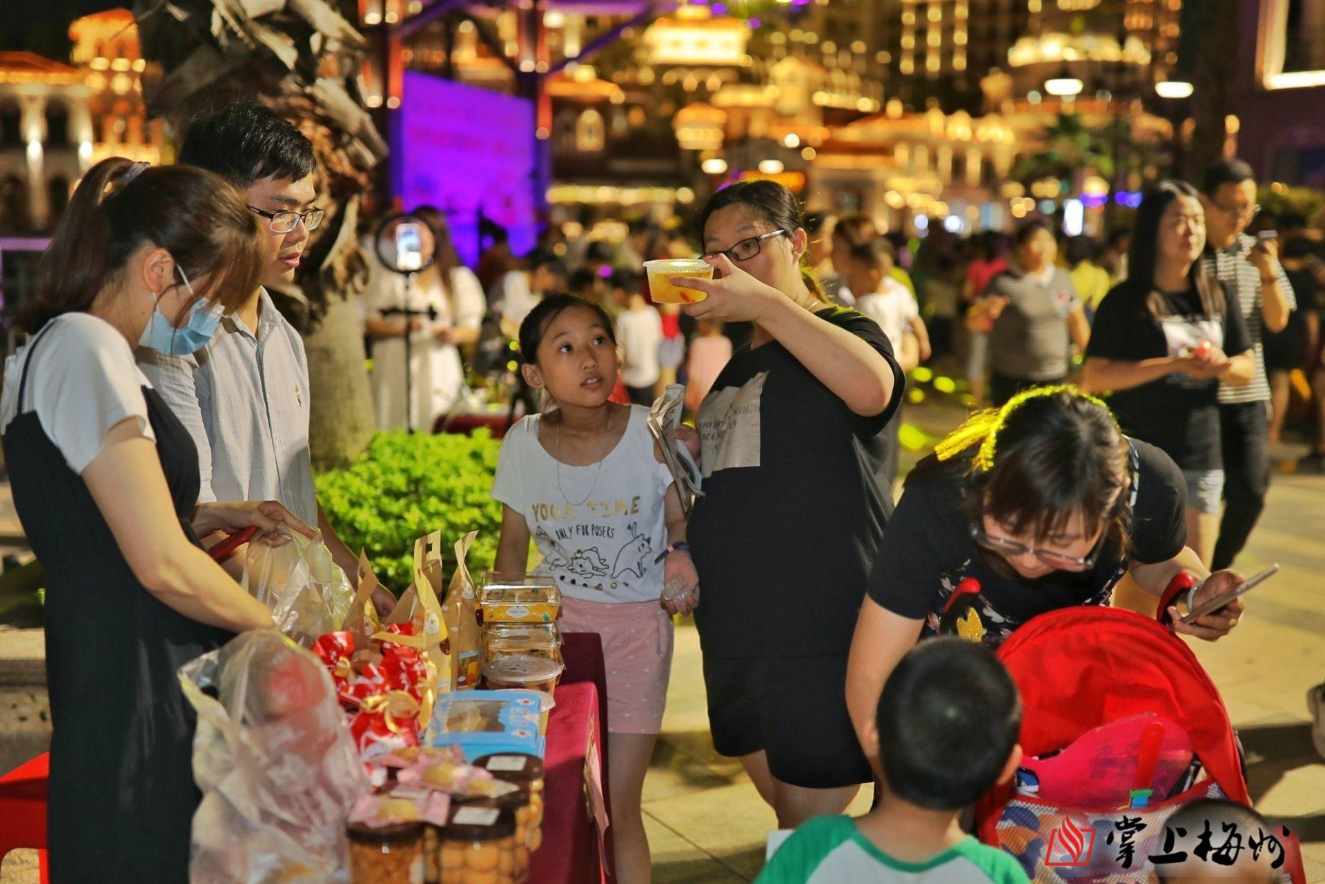 夜游美食有什么（乌镇晚上坐船哪条路线好）