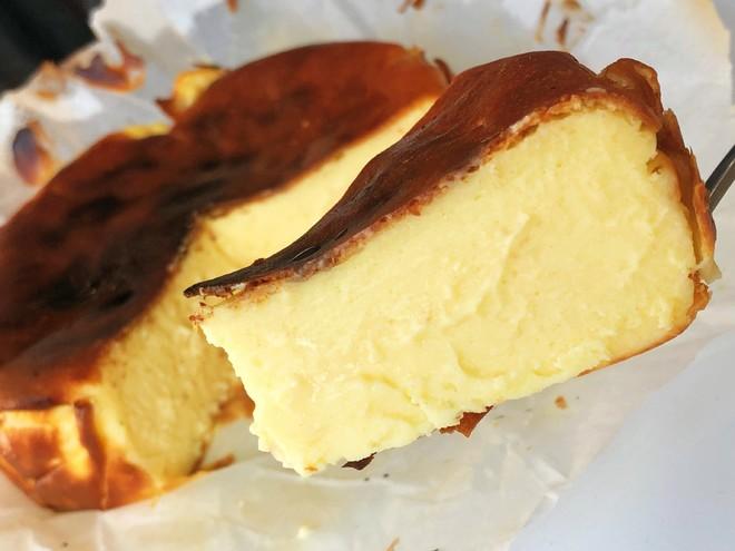芝士厚乳蛋糕卷配方表(奶酪片可以做什么甜点)