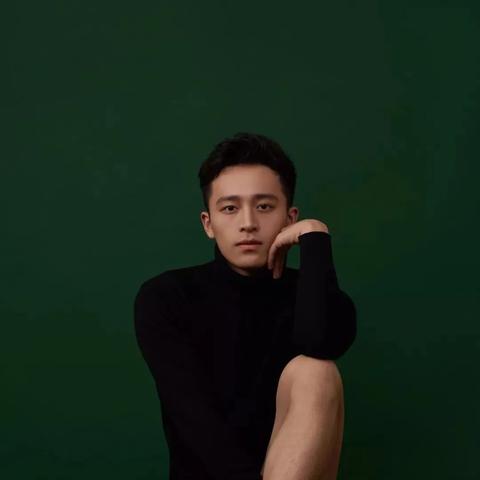 王瀚桂林飞机相关长尾关键词有哪些