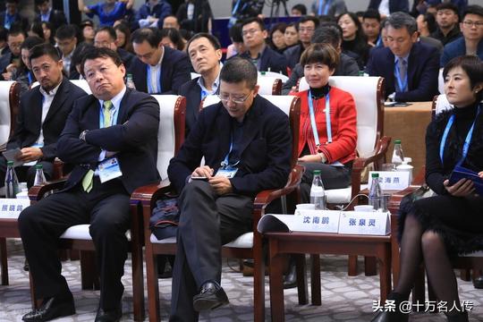 沈南鹏：一位穿着西装的“鲨鱼先生”