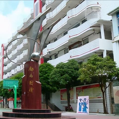 南宁市经开区初中怎么样