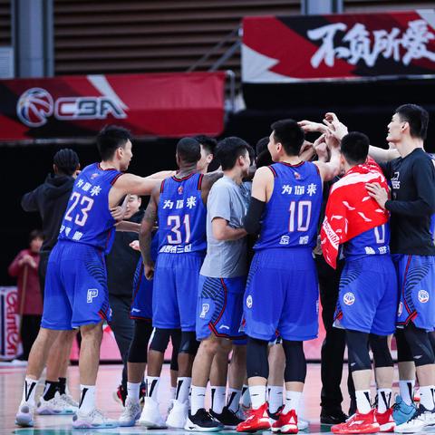 【天津男篮刘伟】相关长尾关键词有哪些