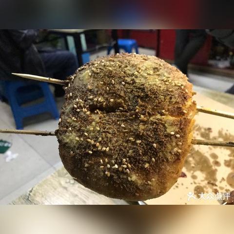 哈尔滨烤饼什么做的？