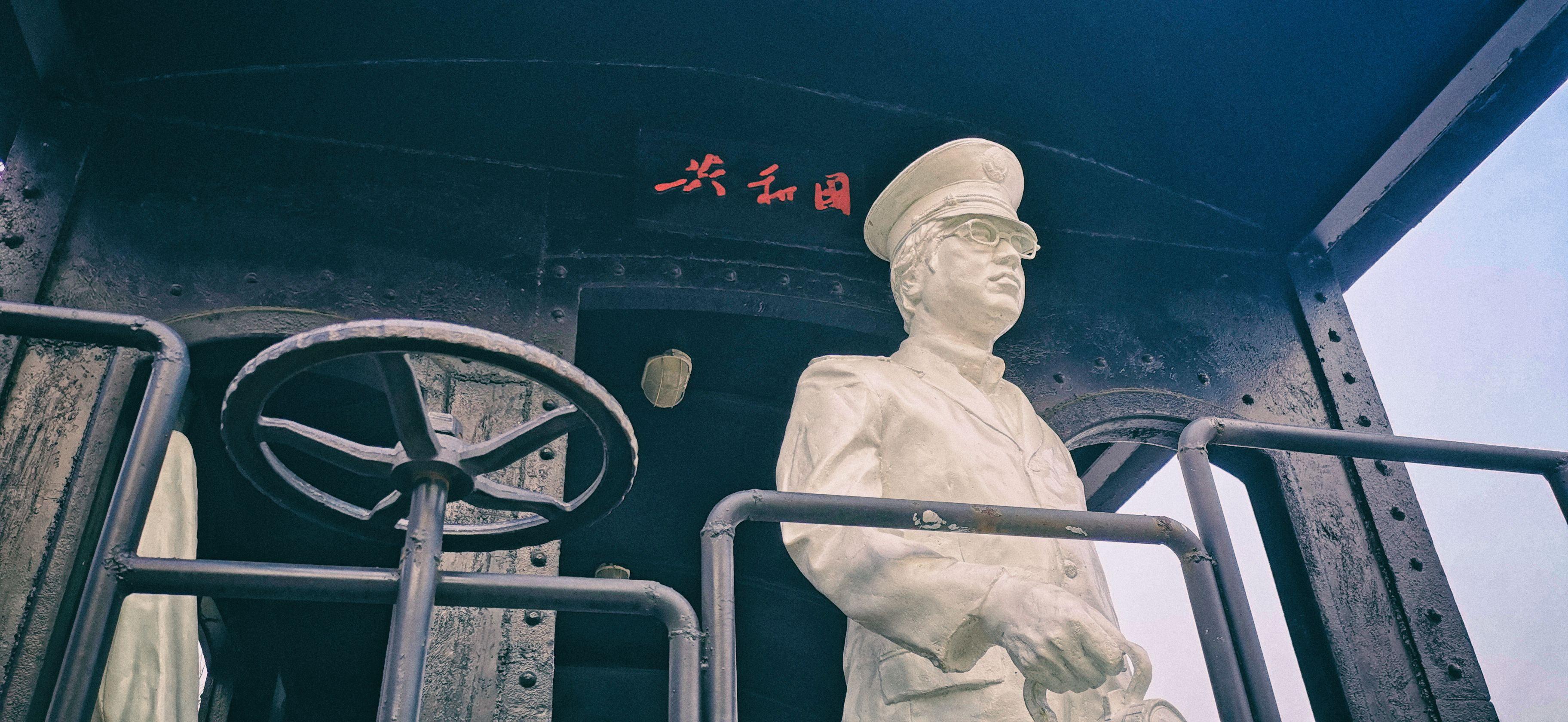 火车路口信号灯高铁指示灯每个高铁都有吗