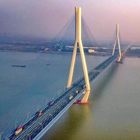 武汉市汉江和什么的分界