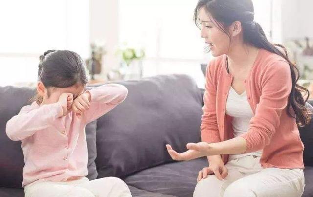 孩子打妈妈怎么办