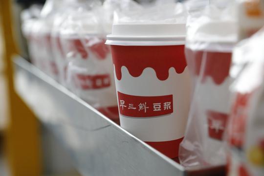 开早餐店这个创业项目适合年轻人吗？