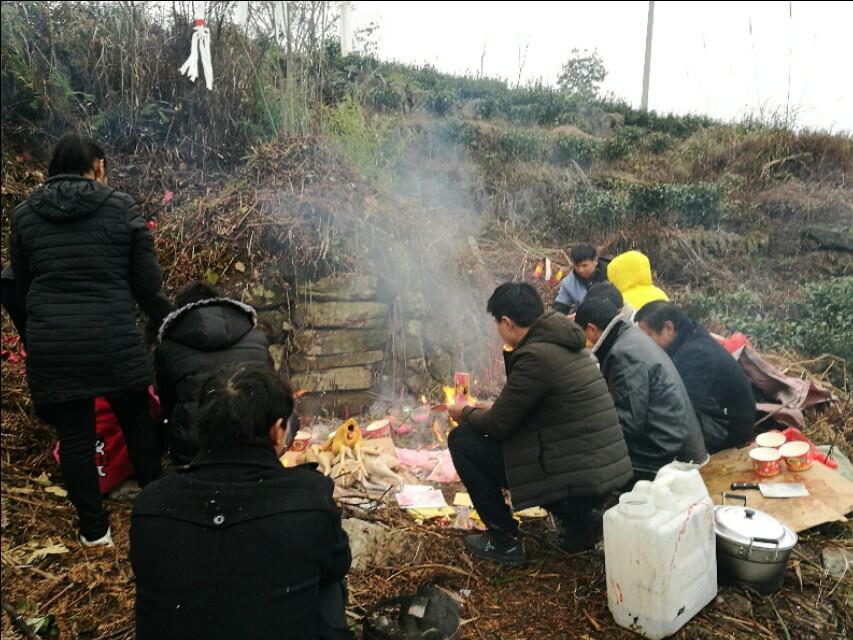 清明节每年一样吗
 ,清明节每年一样吗?