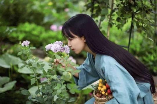李子柒被写入小学试卷，家长吐槽“出卷老师浅薄”，真的浅薄吗？