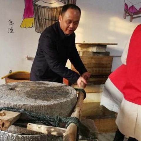 济南大观园美食相关长尾关键词有哪些