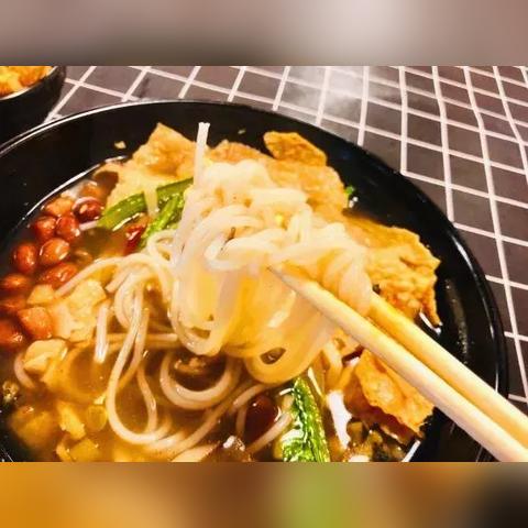 保定市特色大楼在哪的长尾关键词有哪些