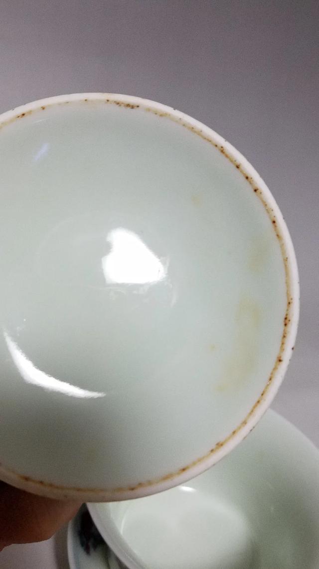 成化瓷器特征(成化仿宋哥釉瓷器特点)