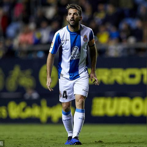 足球运动员模仿梅西的长尾关键词有哪些