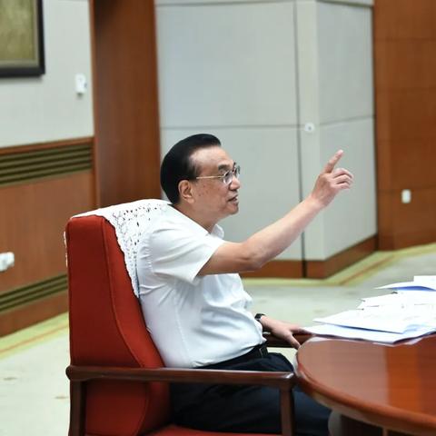 哪些跨境电商平台 执御 相关的长尾关键词有哪些 