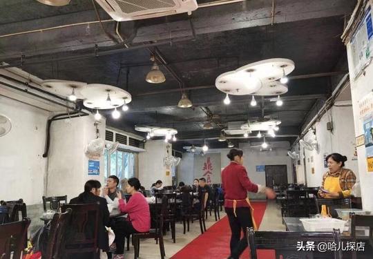 重庆一家开了29年的羊肉老字号，羊肉笼笼12元一笼，人均不到30元