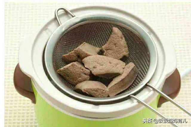 该如何给宝宝补铁