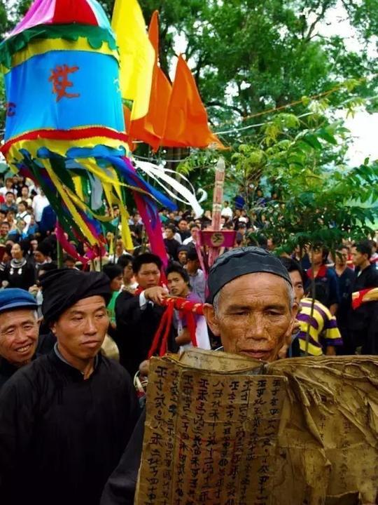 失传千年的《连山易》现世？76岁老人声称我有，专家看后深感无奈
