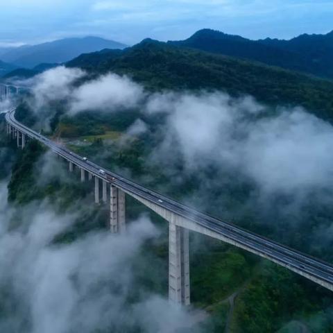 厦门夕阳观景平台的相关长尾关键词有哪些
