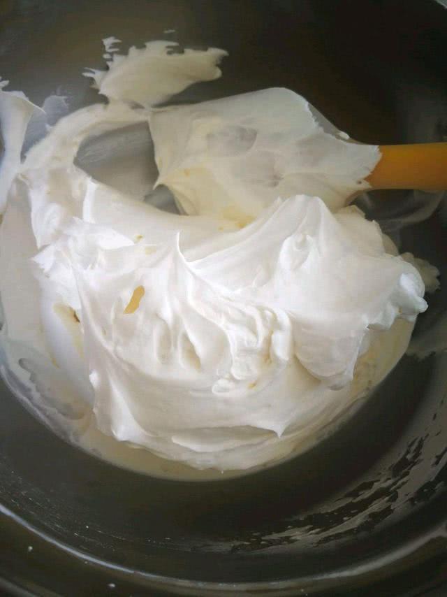 奶油怎么打成奶油(大概打多久奶油才会发)