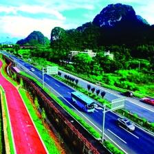 桂林有轻轨吗？