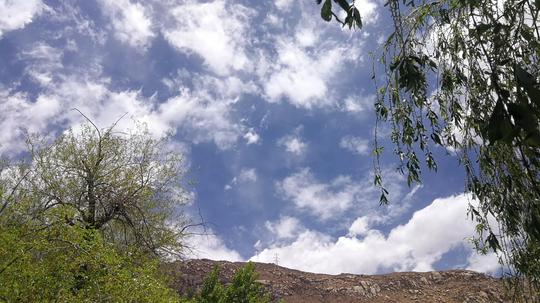 一三六、高天流云写美景，人心如云？《论语》雍也篇第六之十六