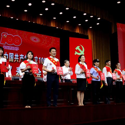 兰州市的演出服在哪里租