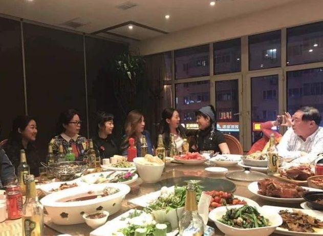餐桌礼仪的好处是什么